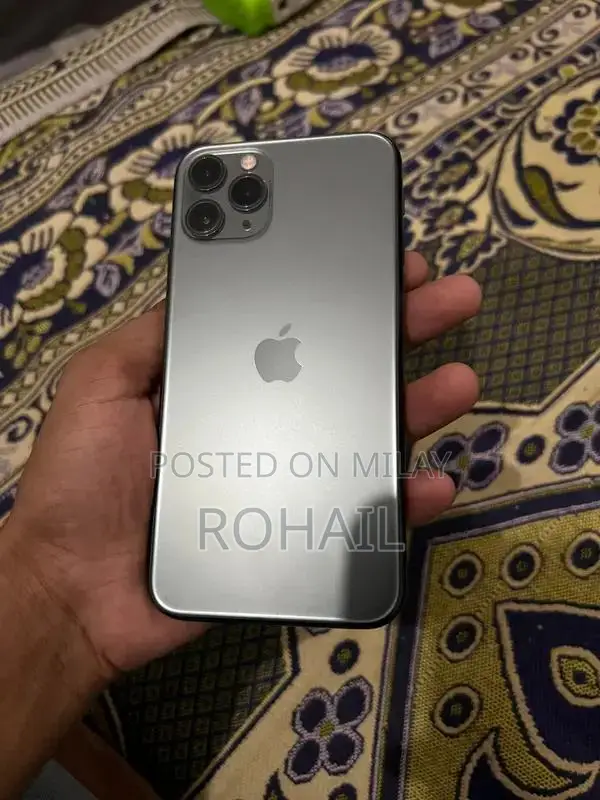 iPhone 11 Pro Midnight Green 64GB Unlocked Smartphone