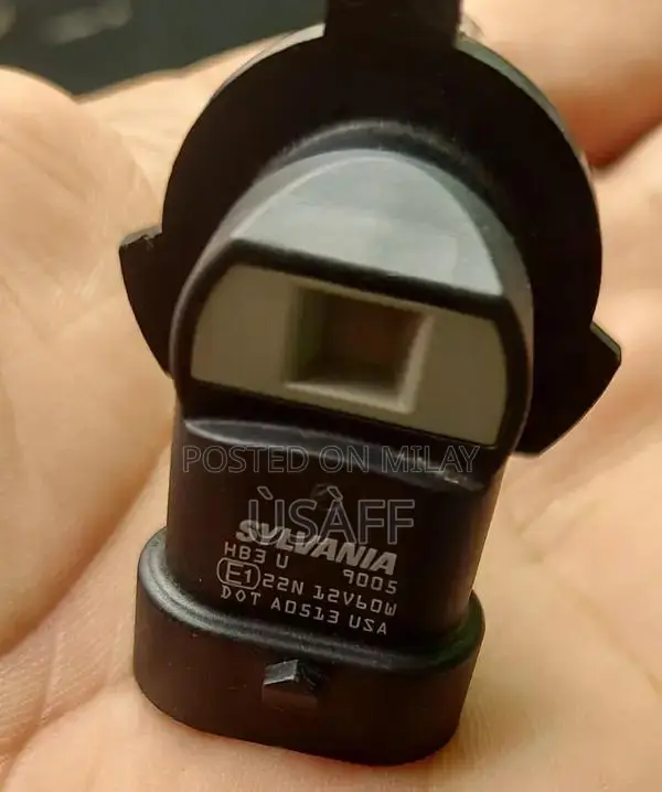 Toyota Aqua Genuine Headlight Bulbs Replacement Set (2 Pieces)