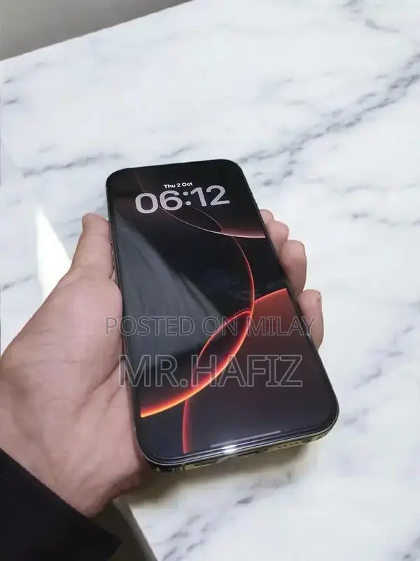 Apple iPhone Pro Max - Low Cycle High Health Smartphone