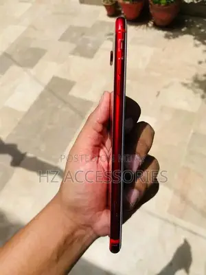 Apple iPhone 7 Plus 128GB Smartphone - Black