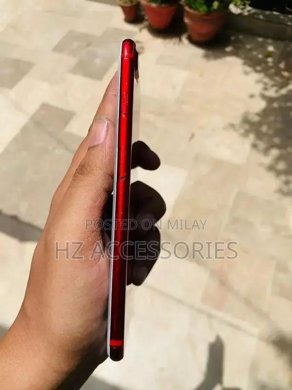 Apple iPhone 7 Plus 128GB Smartphone - Black