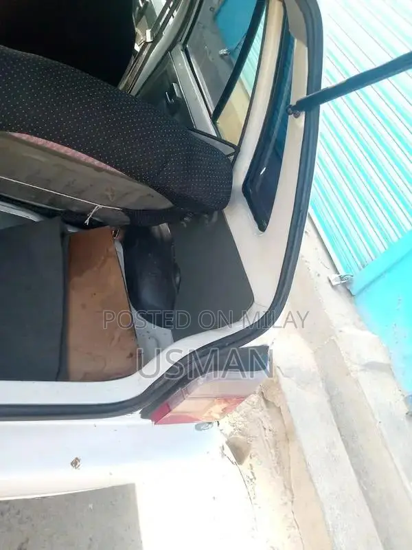 Mehran VXR Sedan - Well-Maintained Compact Car