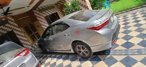 Toyota Corolla Gli Sedan 2015 - Reliable Compact Car