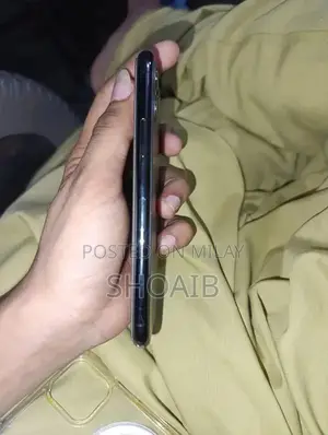 Apple iPhone 11 Pro 256GB Unlocked Smartphone