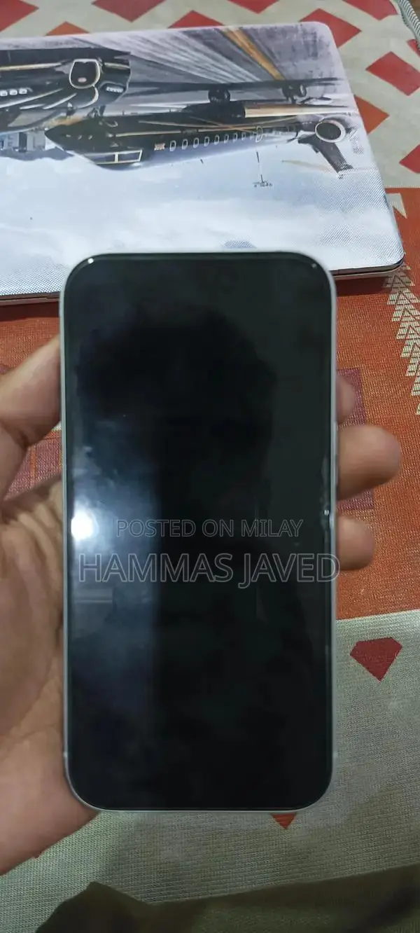 iPhone 15 128GB Pristine Condition High Battery Health