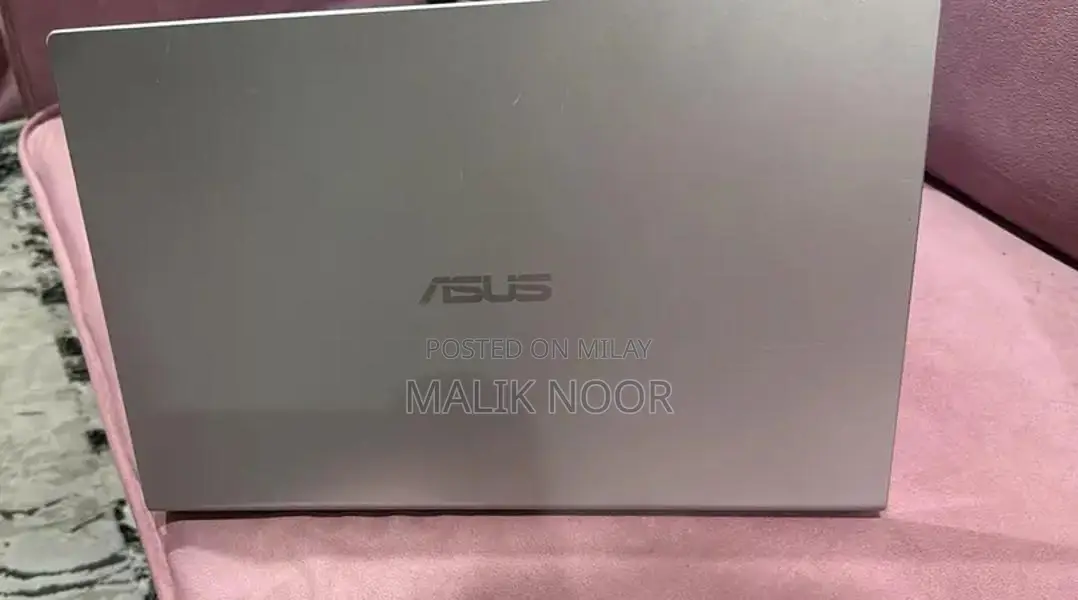 ASUS VivoBook 15 AMD Ryzen 3 Laptop