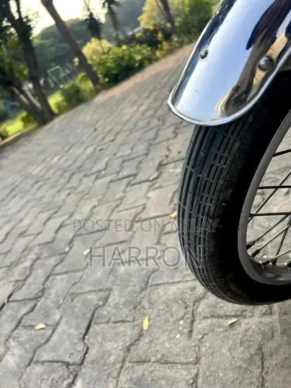 Honda 125cc Motorcycle - Clean, Low Mileage, Well-Maintained