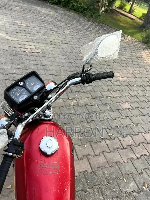 Honda 125cc Motorcycle - Clean, Low Mileage, Well-Maintained