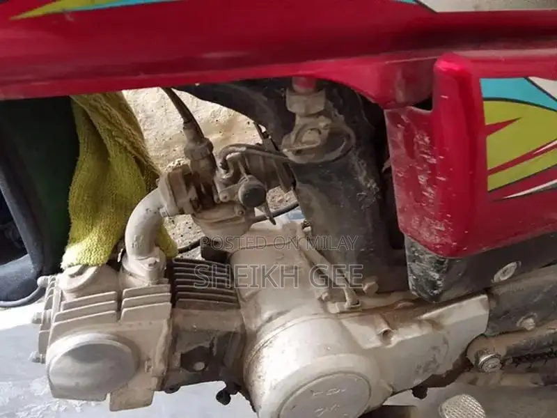 Hi Speed 70 Motorcycle - Reliable Two-Wheeler in Good Condition