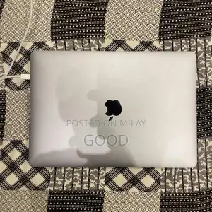 Photo - Apple MacBook Pro 2018 13-inch Laptop