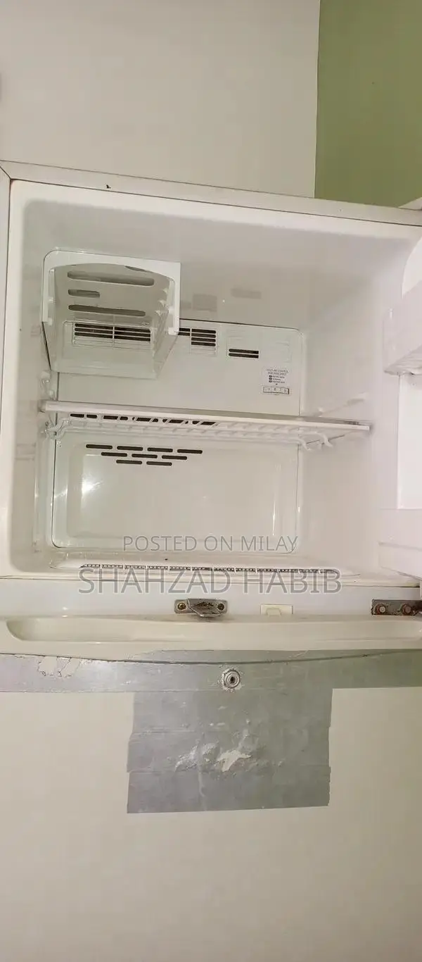 LG Used Refrigerator - Excellent Condition Home Appliance