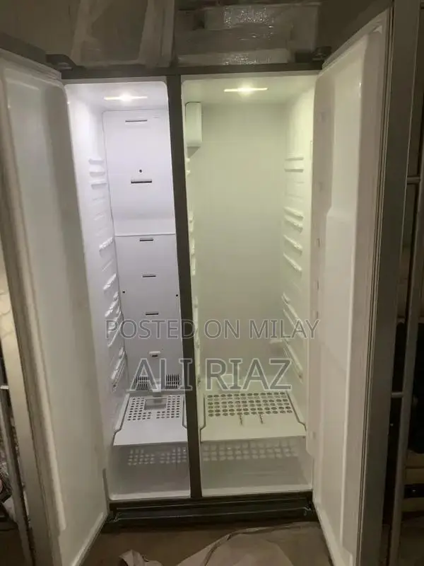 Samsung Double Door Refrigerator - Large Capacity Imported Appliance