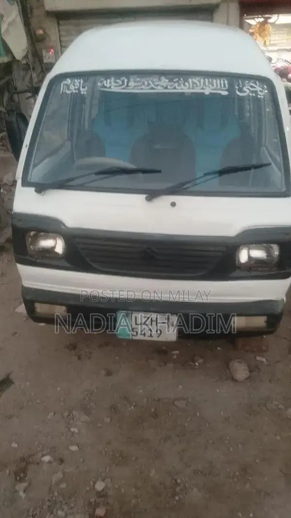 Everydaba 2004 Classic Model Sedan