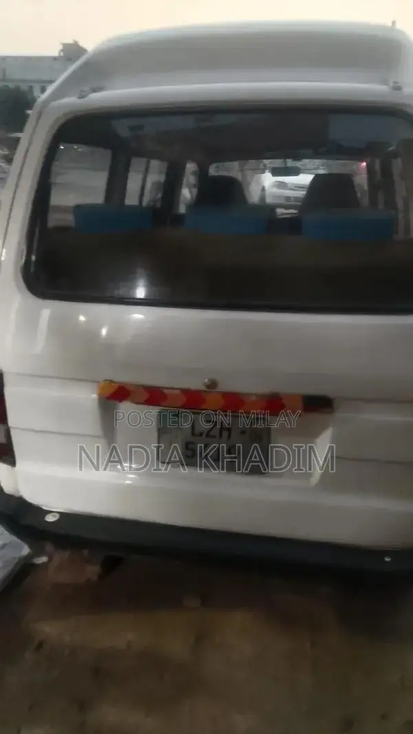 Everydaba 2004 Classic Model Sedan