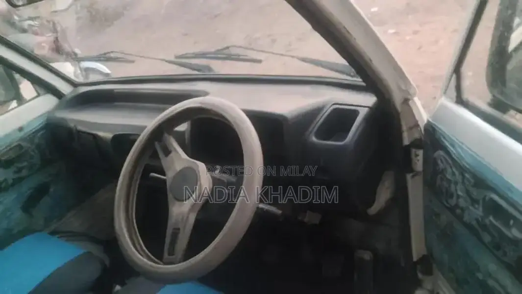 Everydaba 2004 Classic Model Sedan