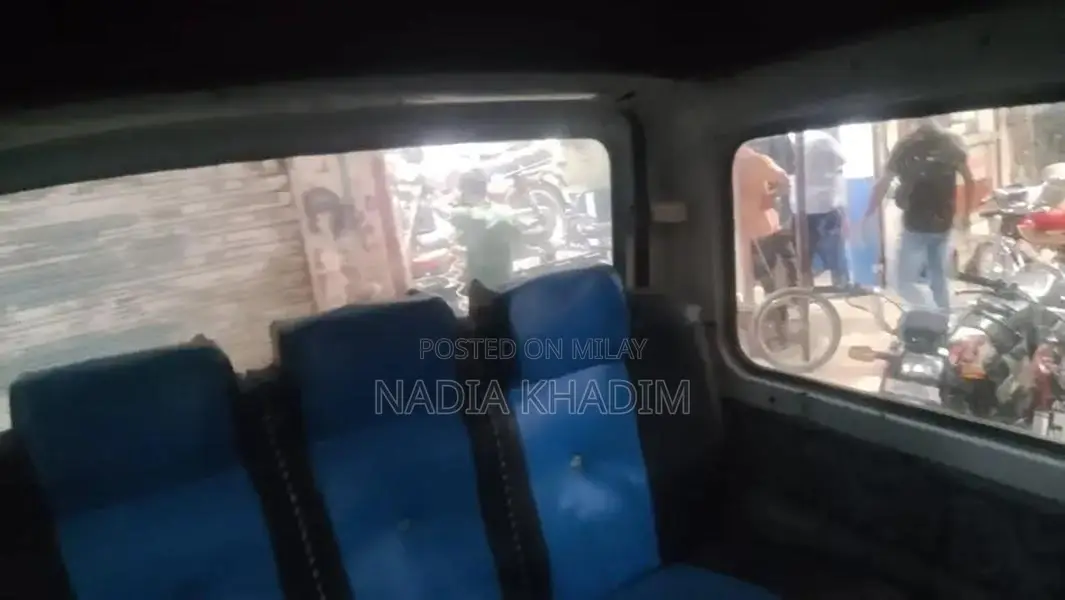 Everydaba 2004 Classic Model Sedan