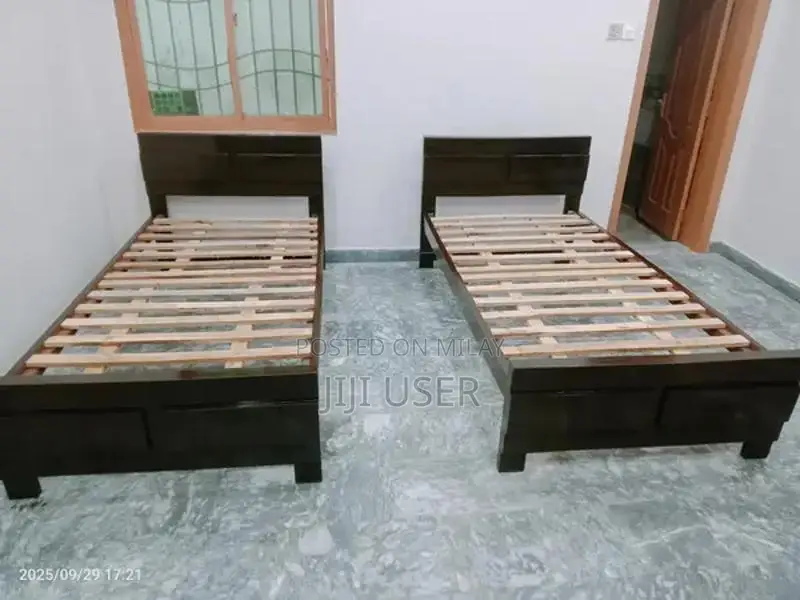 Solid Wood Single Beds - Classic Wooden Bedroom Furniture