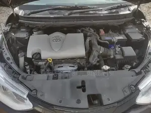 Toyota Yaris 1.3 Automatic Grey Sedan