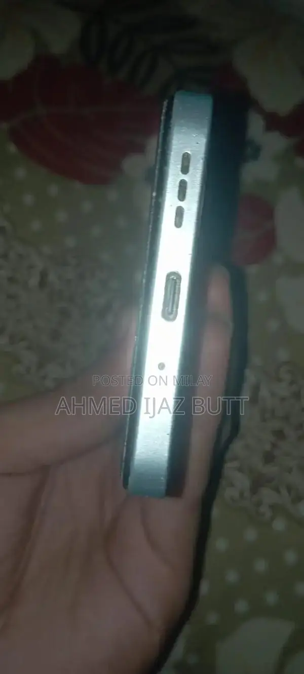 Redmi 13C Smartphone - Excellent Condition with Original Accessories