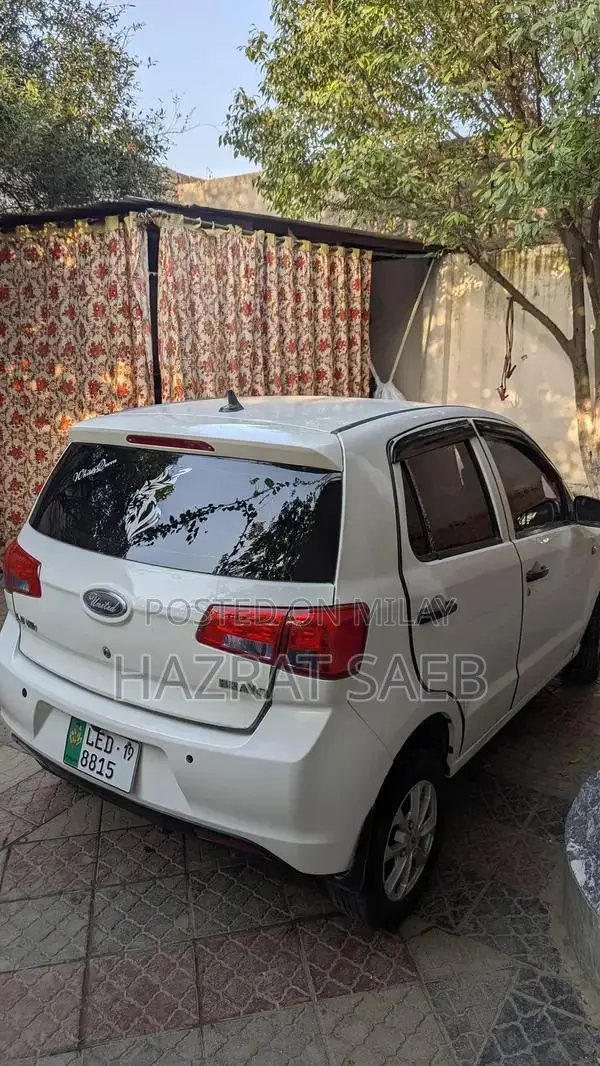 United Bravo 2019 Compact Family Sedan