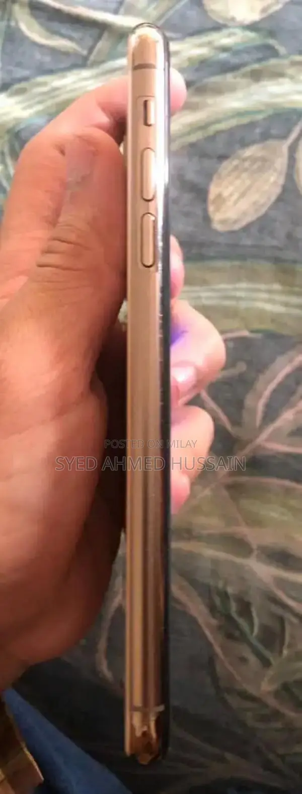 Apple Smartphone 64GB Unlocked Smartphone with Minor Issues