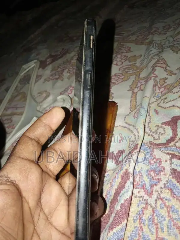 Dual SIM Smartphone with 3GB RAM and 32GB Storage