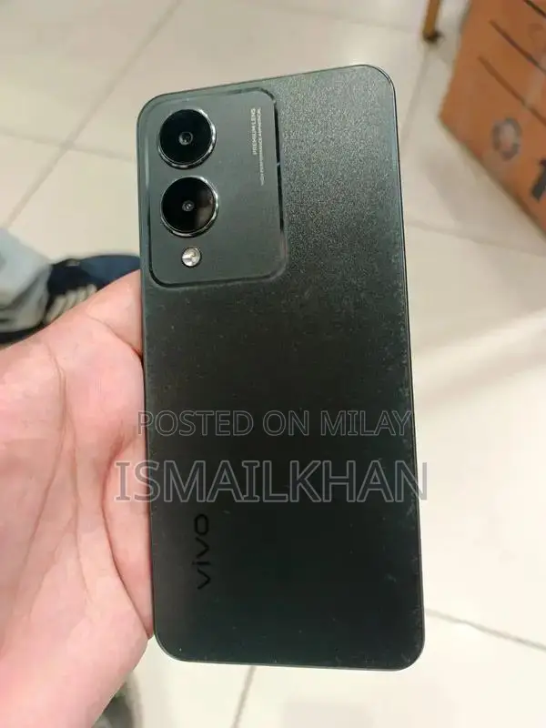 Vivo Mid-Range Smartphone - Excellent Condition