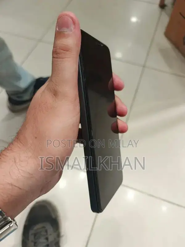 Vivo Mid-Range Smartphone - Excellent Condition