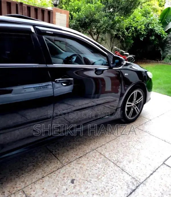 Toyota Corolla SR Sedan - Well-Maintained Reliable Car