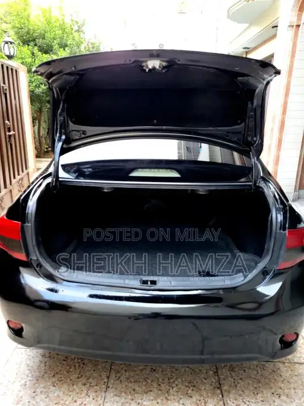 Toyota Corolla SR Sedan - Well-Maintained Reliable Car