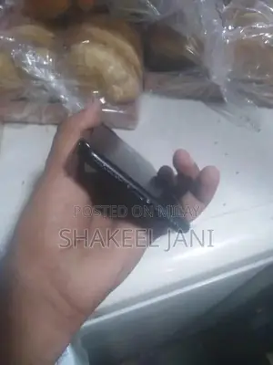 Apple iPhone 7 Plus 32GB Bypass Edition with Camera