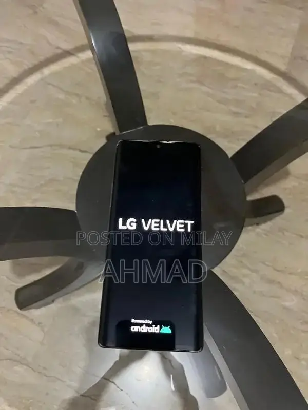 LG VELVET 10/10
