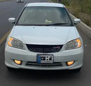 Photo - Honda Civic VTi Manual Sedan Excellent Condition