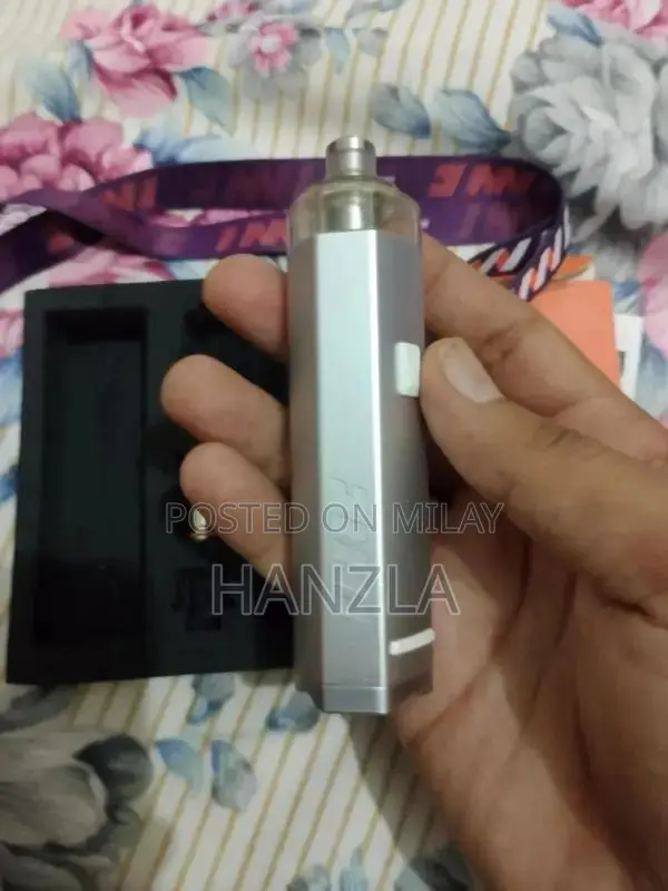 Palace Vape Kit with 400ml Cartridge and 1400mAh Battery
