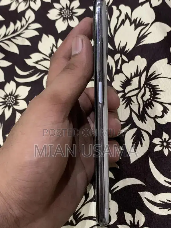 Redmi Note 10 Smartphone - Excellent Condition Full Package