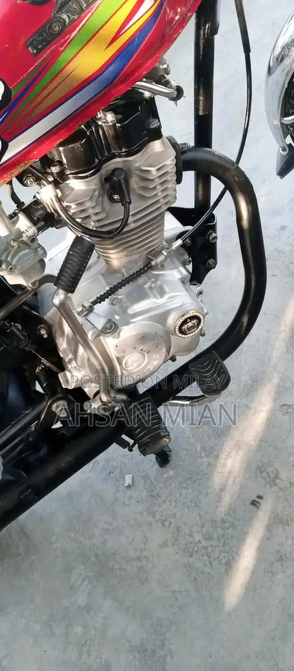 United 125cc Motorcycle - 2020 Model Vintage Bike