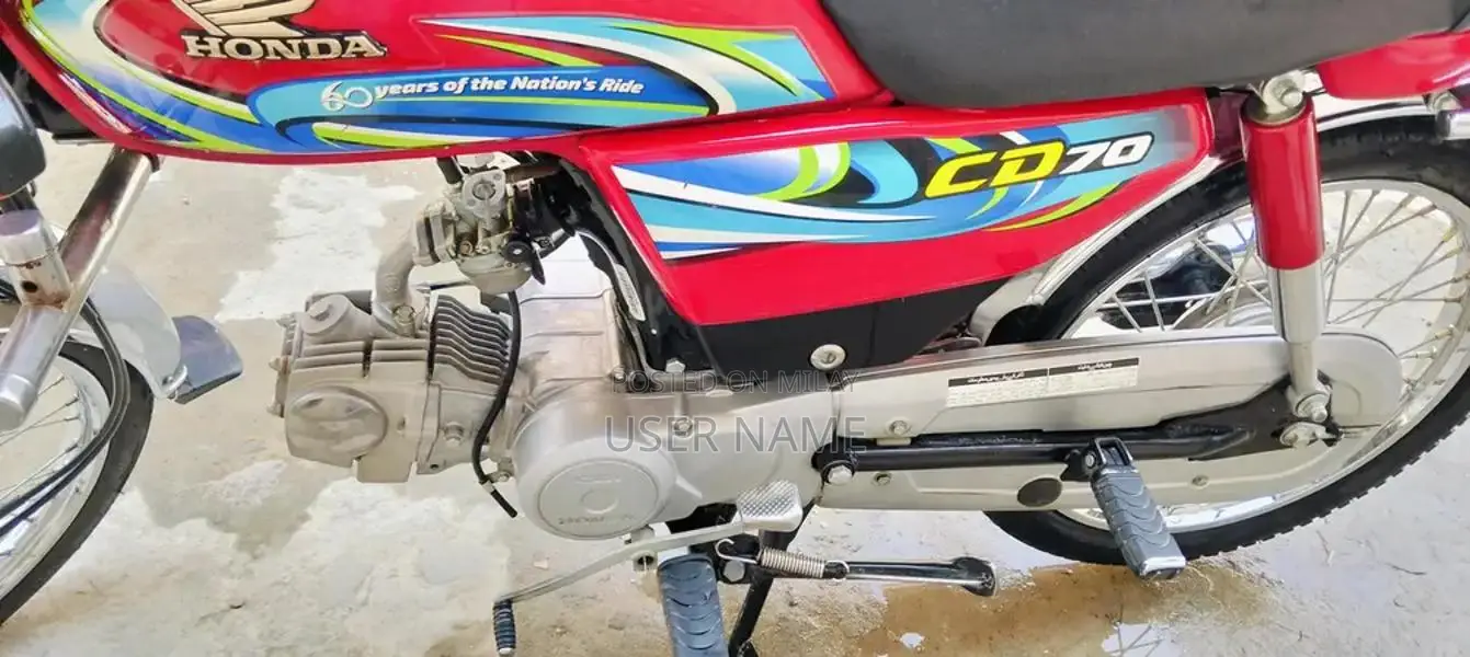 Honda CD70c Motorcycle 2023/2024 Model Compact Commuter Bike