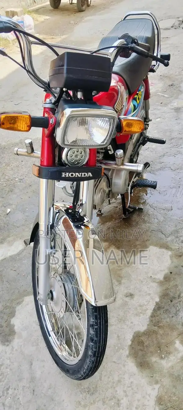 Honda CD70c Motorcycle 2023/2024 Model Compact Commuter Bike