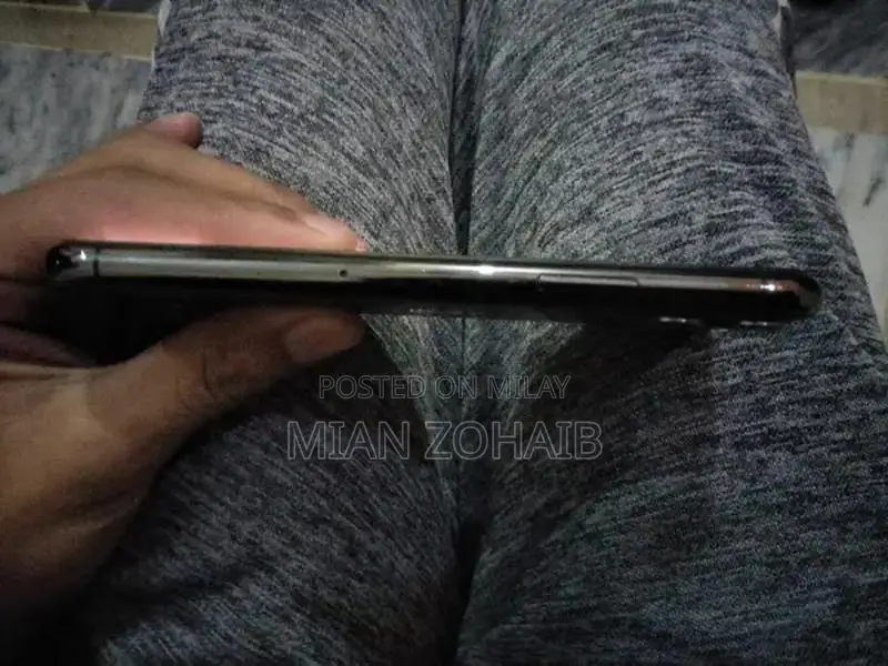 Apple iPhone 11 Pro 256GB Excellent Condition JV Model