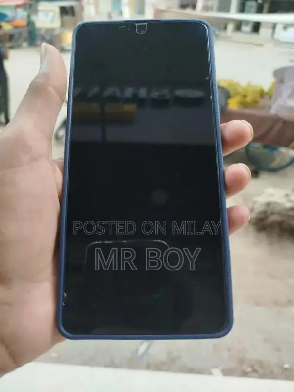 Redmi Note 13 Pro Smartphone with 8GB RAM and 256GB Storage