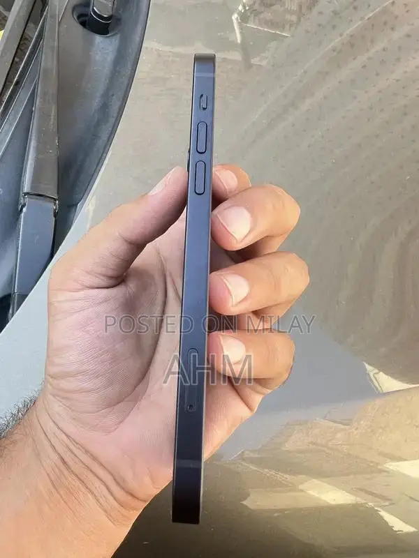 Apple iPhone 12 64GB Excellent Condition Smartphone