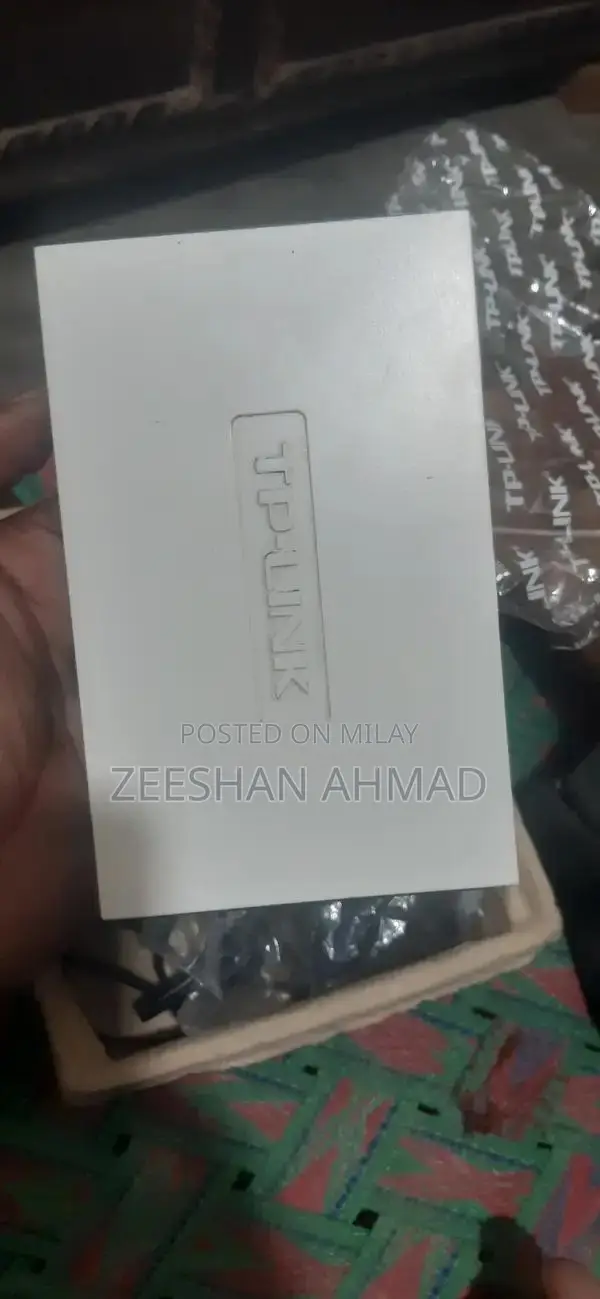 TP-Link 5-Port Desktop Network Switch - Fast Ethernet Connectivity