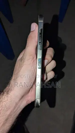 Gold Smartphone 128GB Premium Condition Unlocked