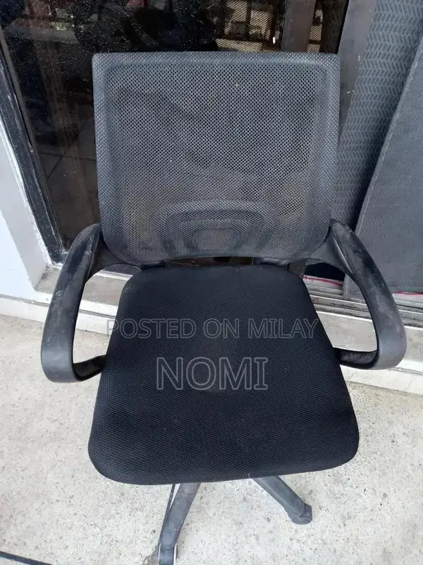 Revolving Office Chairs - Set of 8 Clean and Net Chairs