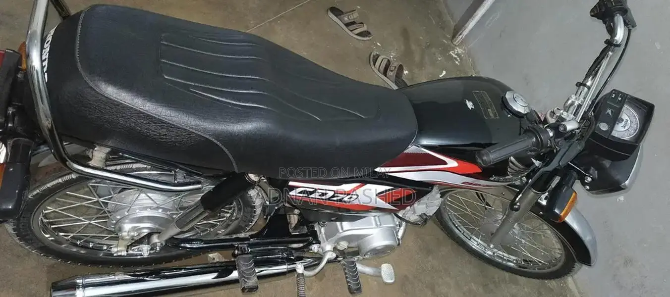 Honda CD70 Motorcycle - 2025 Model First Owner Vehicle