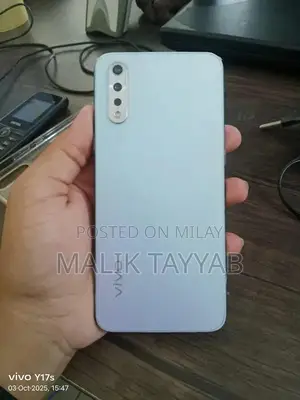 Photo - Powerful Midrange Smartphone with Ample Storage