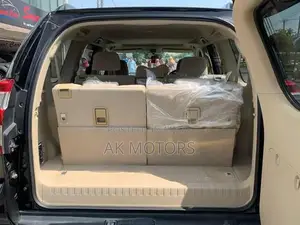 Toyota Prado TX 4x4 SUV - Spacious 7-Seater with Sunroof