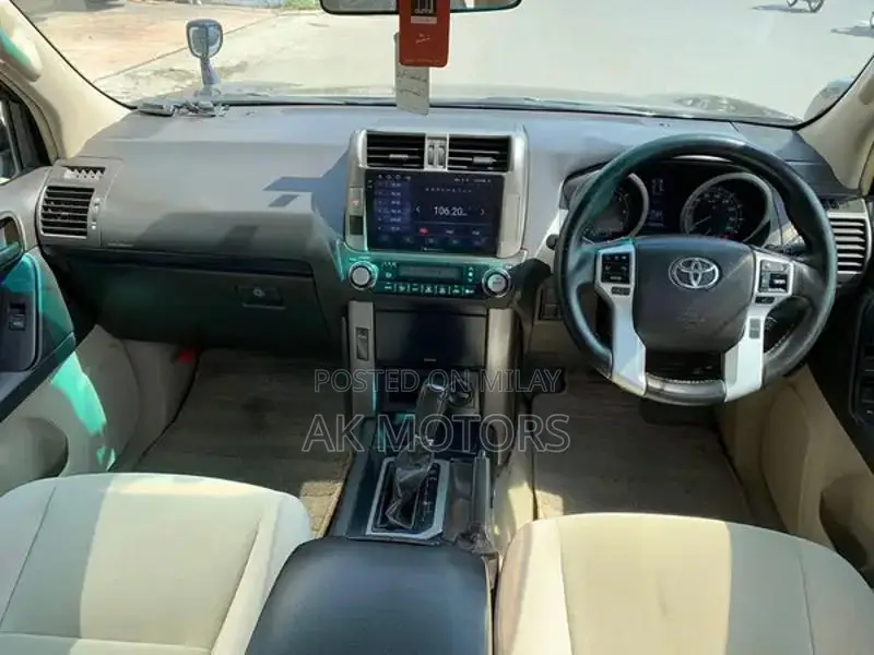 Toyota Prado TX 4x4 SUV - Spacious 7-Seater with Sunroof