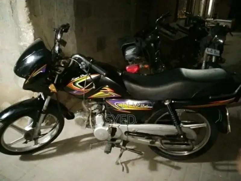 Super Power Deluxe 70 High-Performance Motorcycle 2024