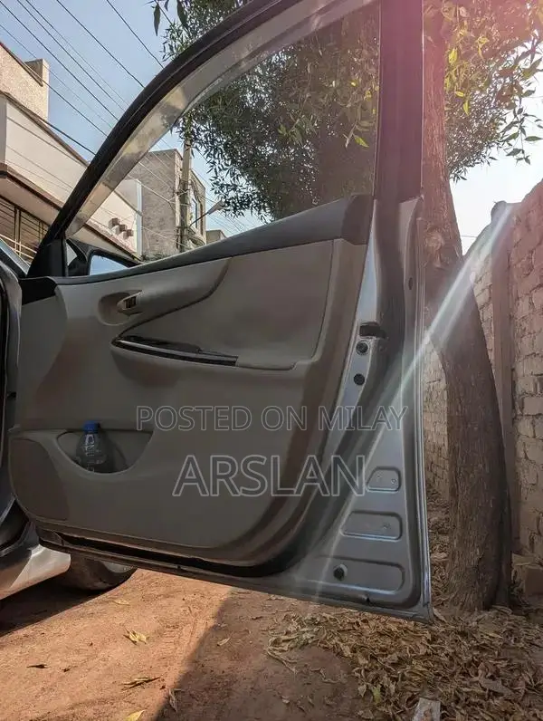 Toyota Corolla GLi Sedan Reliable Compact Car